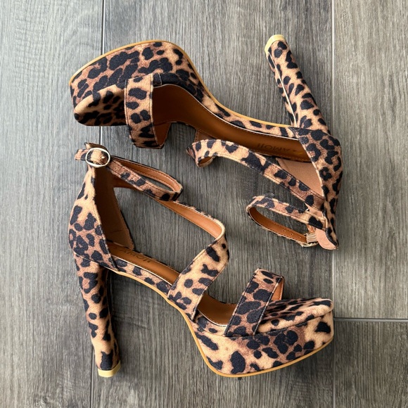 Women's Block Heels 4 Inch Platform Heels NIB - Picture 6 of 10